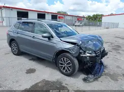 3VV3B7AX7KM161135 2019 VOLKSWAGEN TIGUAN