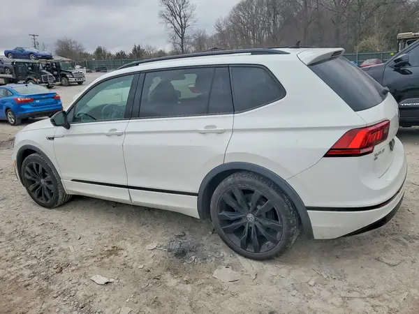 3VV3B7AX7LM054488 2020 VOLKSWAGEN TIGUAN - Image 2