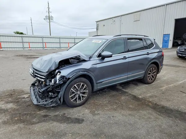 3VV3B7AX7LM054782 2020 VOLKSWAGEN TIGUAN - Image 1