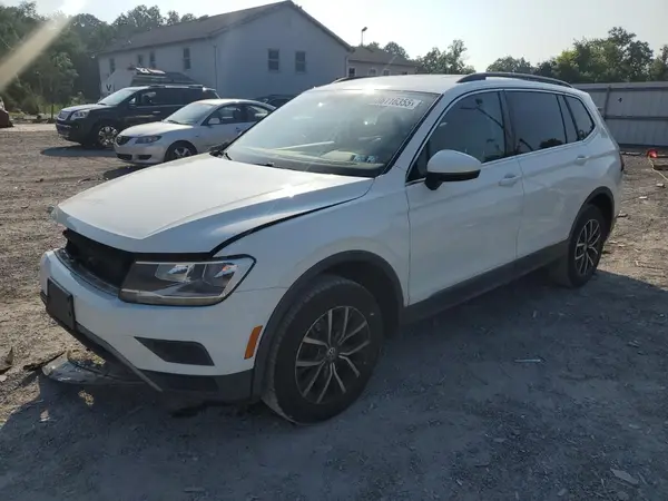 3VV3B7AX7LM076460 2020 VOLKSWAGEN TIGUAN - Image 1