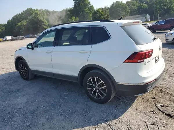 3VV3B7AX7LM076460 2020 VOLKSWAGEN TIGUAN - Image 2