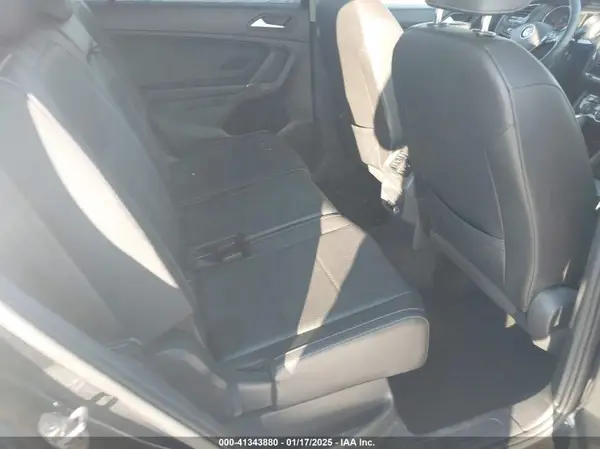 3VV3B7AX7LM091718 2020 VOLKSWAGEN TIGUAN - Image 8