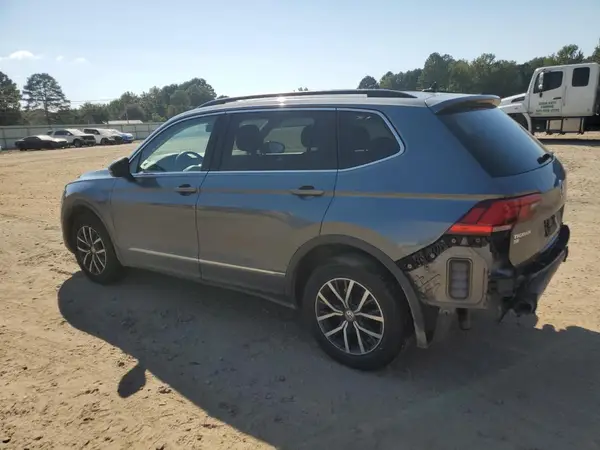 3VV3B7AX7LM113507 2020 VOLKSWAGEN TIGUAN - Image 2