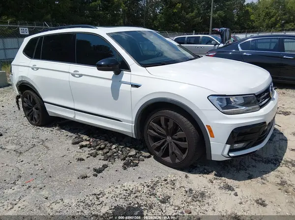 3VV3B7AX7LM139721 2020 VOLKSWAGEN TIGUAN - Image 1