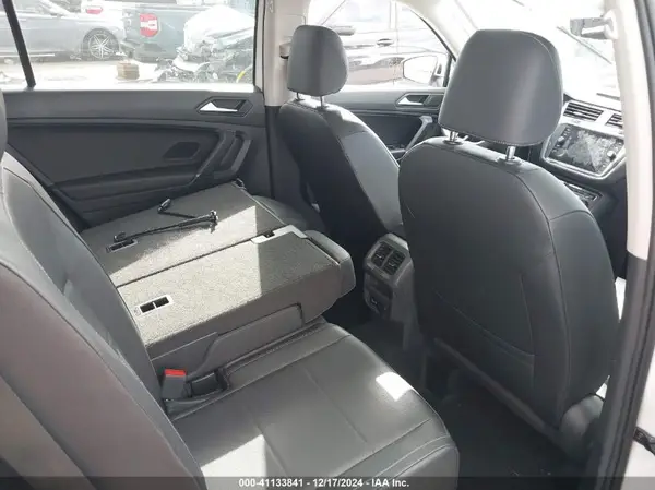 3VV3B7AX7LM141498 2020 VOLKSWAGEN TIGUAN - Image 8