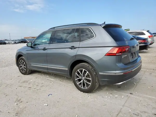 3VV3B7AX7LM144496 2020 VOLKSWAGEN TIGUAN - Image 2
