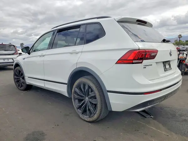 3VV3B7AX7LM148015 2020 VOLKSWAGEN TIGUAN - Image 2