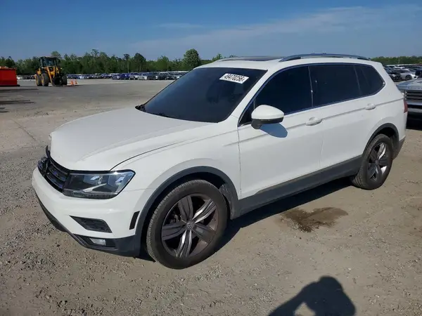 3VV3B7AX7LM178034 2020 VOLKSWAGEN TIGUAN - Image 1