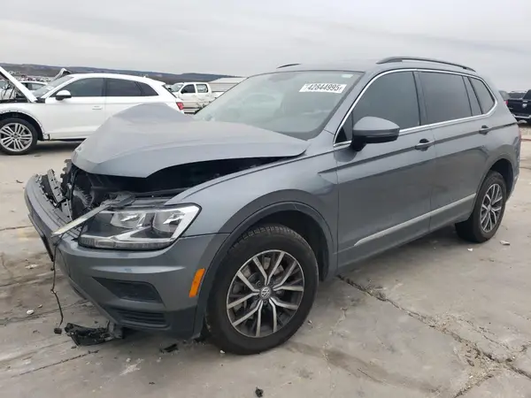 3VV3B7AX7LM181564 2020 VOLKSWAGEN TIGUAN - Image 1
