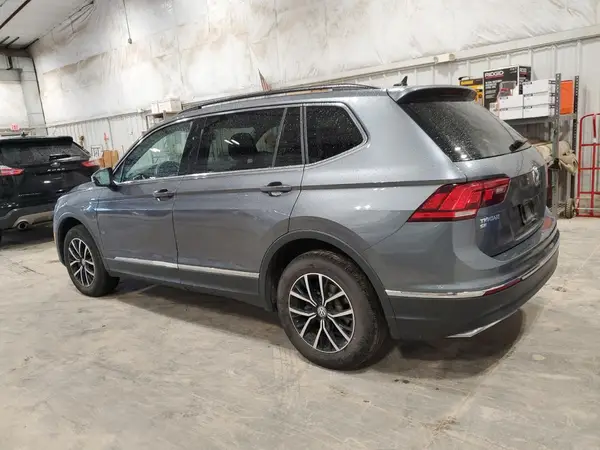 3VV3B7AX7MM010106 2021 VOLKSWAGEN TIGUAN - Image 2
