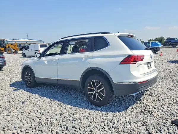 3VV3B7AX7MM047526 2021 VOLKSWAGEN TIGUAN - Image 2