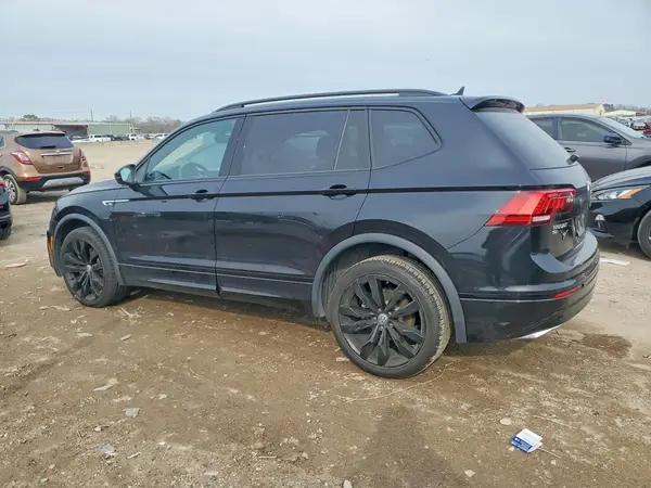 3VV3B7AX7MM065525 2021 VOLKSWAGEN TIGUAN - Image 2