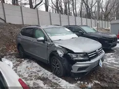 3VV3B7AX7MM065881 2021 VOLKSWAGEN TIGUAN