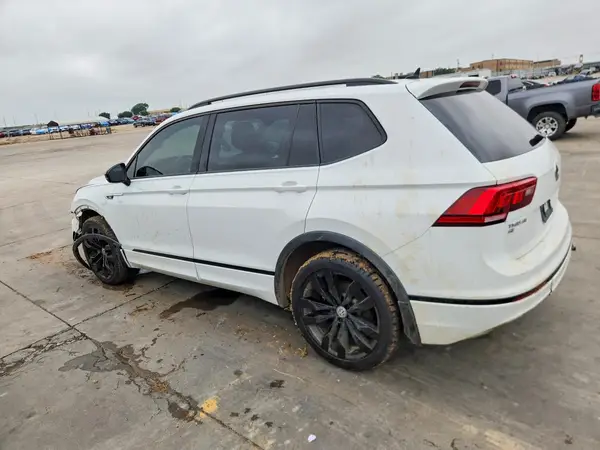 3VV3B7AX7MM116750 2021 VOLKSWAGEN TIGUAN - Image 2