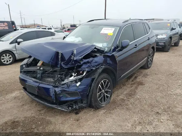 3VV3B7AX7MM122368 2021 VOLKSWAGEN TIGUAN - Image 2