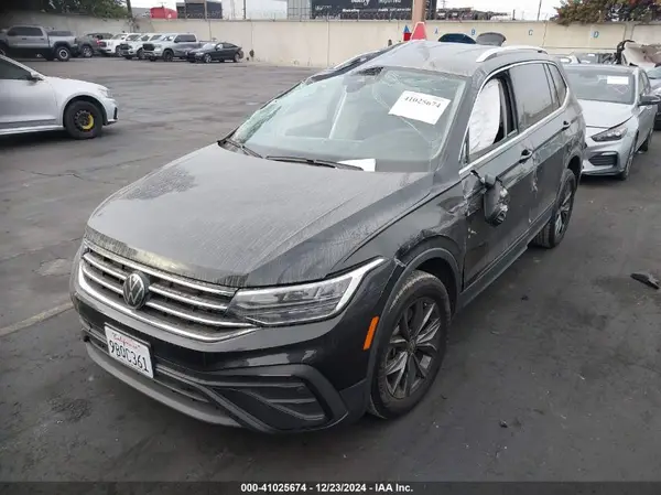 3VV3B7AX7NM103384 2022 VOLKSWAGEN TIGUAN - Image 2
