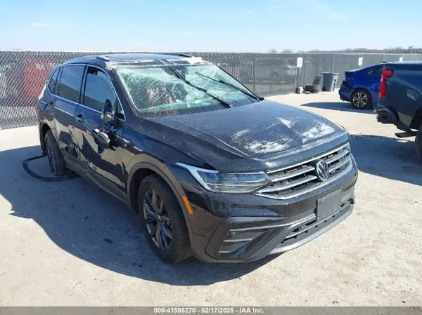 3VV3B7AX7NM168302 2022 VOLKSWAGEN TIGUAN - Image 1