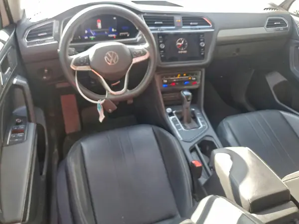 3VV3B7AX7PM075489 2023 VOLKSWAGEN TIGUAN - Image 8