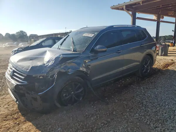 3VV3B7AX7PM137070 2023 VOLKSWAGEN TIGUAN - Image 1