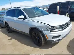 3VV3B7AX8JM020525 2018 VOLKSWAGEN TIGUAN