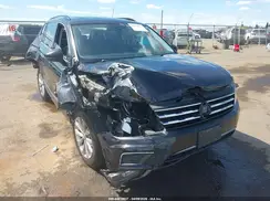 3VV3B7AX8JM024025 2018 VOLKSWAGEN TIGUAN