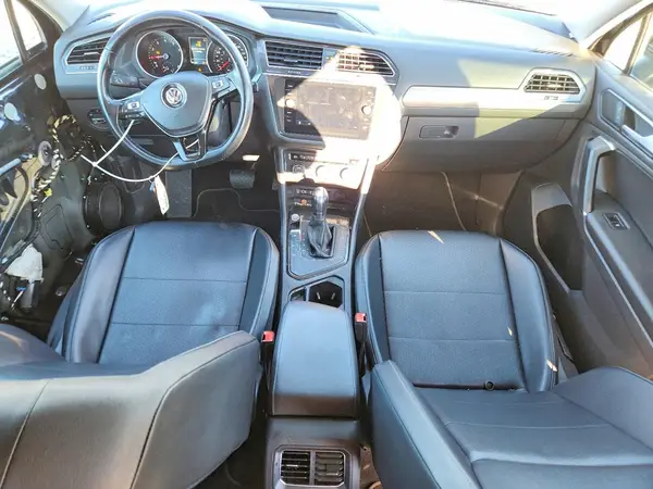 3VV3B7AX8JM031718 2018 VOLKSWAGEN TIGUAN - Image 8