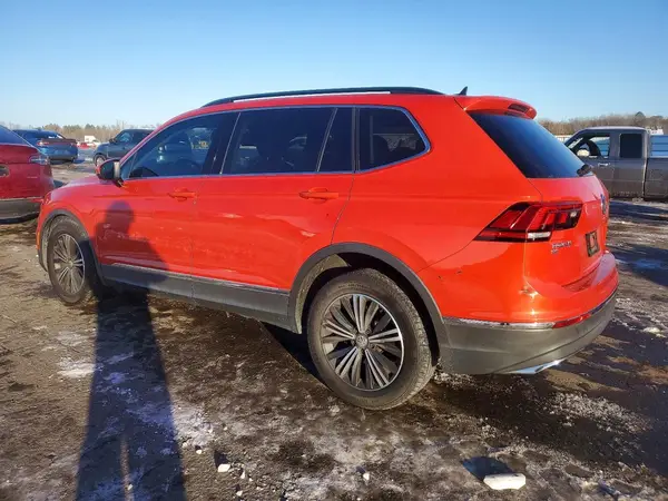 3VV3B7AX8JM038376 2018 VOLKSWAGEN TIGUAN - Image 2