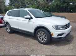 3VV3B7AX8JM044789 2018 VOLKSWAGEN TIGUAN