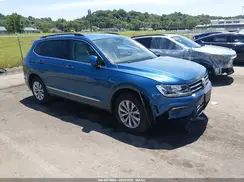 3VV3B7AX8JM047238 2018 VOLKSWAGEN TIGUAN