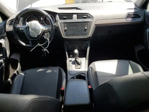 3VV3B7AX8JM053749 2018 VOLKSWAGEN TIGUAN - Image 8