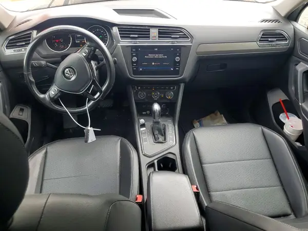 3VV3B7AX8JM068591 2018 VOLKSWAGEN TIGUAN - Image 8