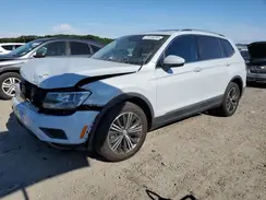 3VV3B7AX8JM073838 2018 VOLKSWAGEN TIGUAN