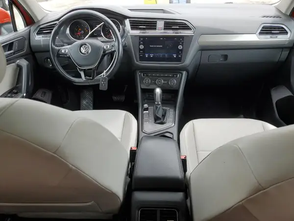 3VV3B7AX8JM083219 2018 VOLKSWAGEN TIGUAN - Image 8