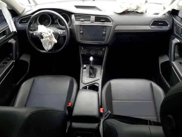 3VV3B7AX8JM092129 2018 VOLKSWAGEN TIGUAN - Image 8