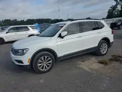 3VV3B7AX8JM102948 2018 VOLKSWAGEN TIGUAN