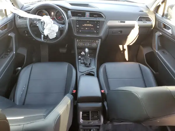 3VV3B7AX8JM117157 2018 VOLKSWAGEN TIGUAN - Image 8
