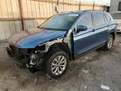 3VV3B7AX8JM133343 2018 VOLKSWAGEN TIGUAN