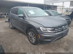 3VV3B7AX8JM136811 2018 VOLKSWAGEN TIGUAN