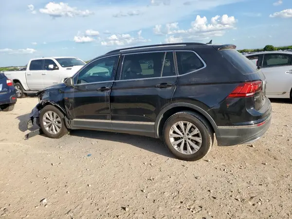 3VV3B7AX8JM146366 2018 VOLKSWAGEN TIGUAN - Image 2