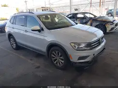 3VV3B7AX8JM183286 2018 VOLKSWAGEN TIGUAN