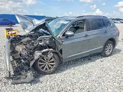 3VV3B7AX8JM213550 2018 VOLKSWAGEN TIGUAN
