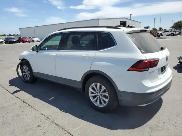 3VV3B7AX8KM027119 2019 VOLKSWAGEN TIGUAN - Image 2