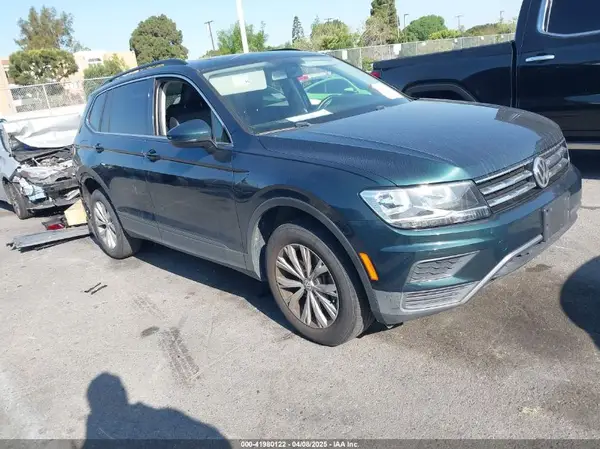 3VV3B7AX8KM044731 2019 VOLKSWAGEN TIGUAN - Image 1