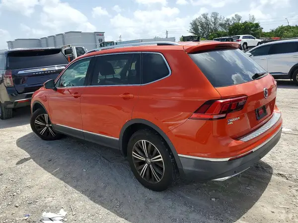 3VV3B7AX8KM094917 2019 VOLKSWAGEN TIGUAN - Image 2