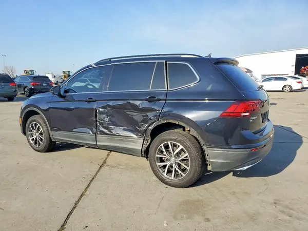 3VV3B7AX8KM101669 2019 VOLKSWAGEN TIGUAN - Image 2