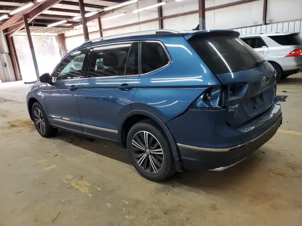 3VV3B7AX8KM130640 2019 VOLKSWAGEN TIGUAN - Image 2