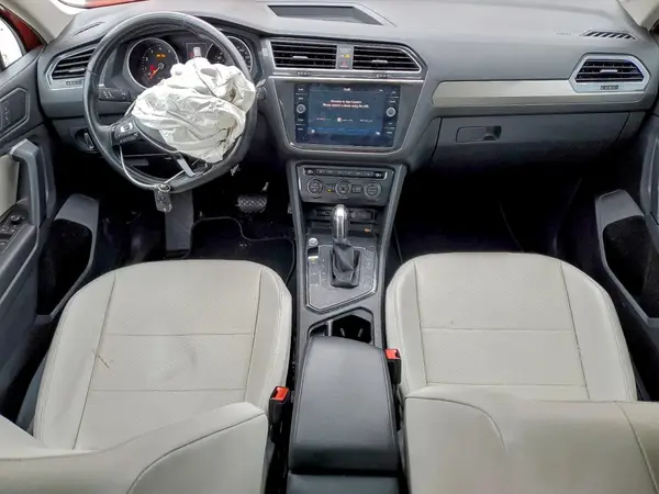 3VV3B7AX8KM146336 2019 VOLKSWAGEN TIGUAN - Image 8