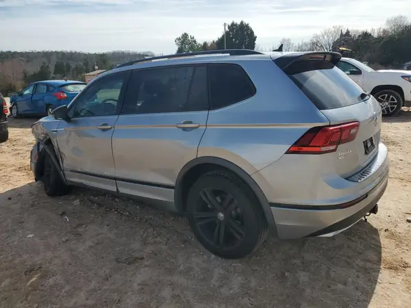3VV3B7AX8KM151651 2019 VOLKSWAGEN TIGUAN - Image 2