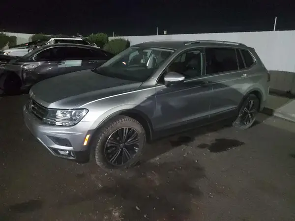 3VV3B7AX8KM189977 2019 VOLKSWAGEN TIGUAN - Image 1