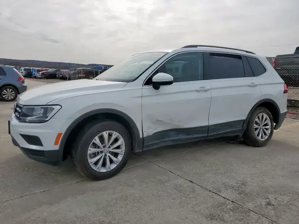 3VV3B7AX8KM190742 2019 VOLKSWAGEN TIGUAN - Image 1